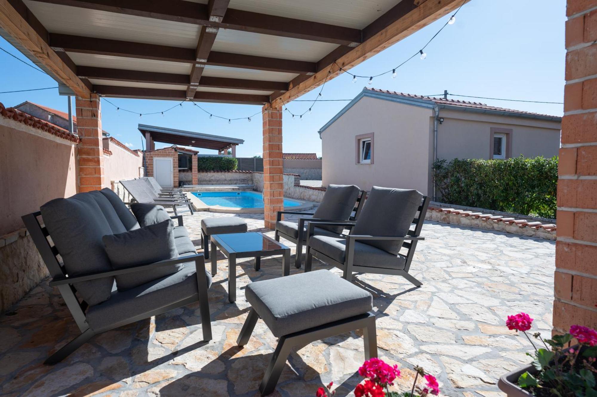 Holiday Home Luka Pridraga Exterior photo